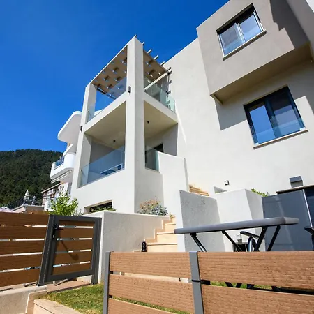 Archetypo Luxury Living כריסי אמודיה