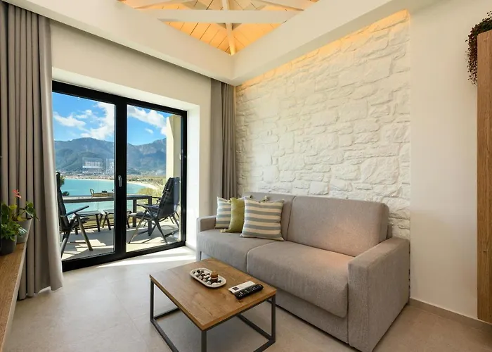 Archetypo Luxury Living * Chrisi Ammoudia