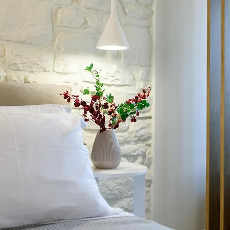 Archetypo Luxury Living * כריסי אמודיה